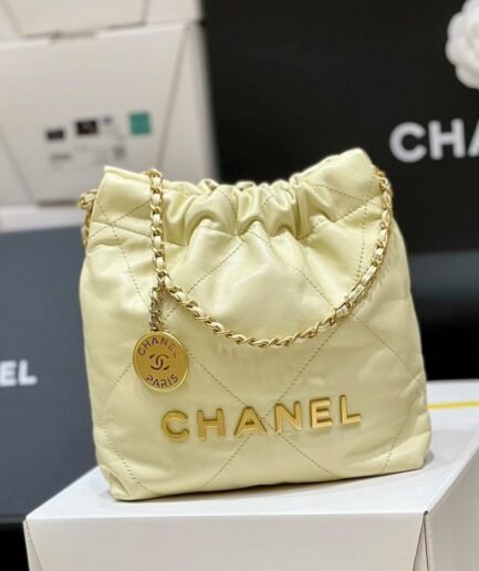 CHANEL 22 HANDBAG