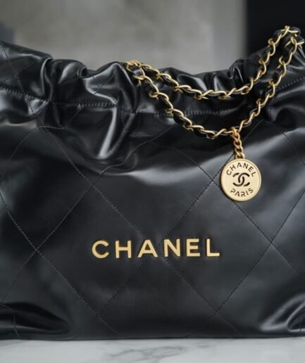 CHANEL 22 HANDBAG