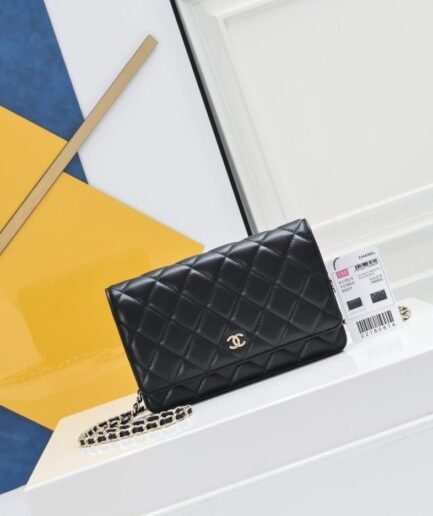 Chanel classic chain wallet