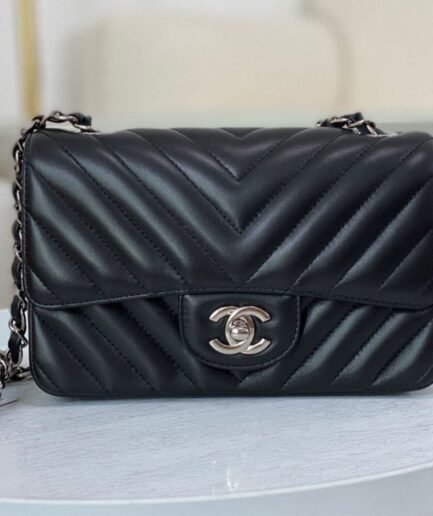 Chanel Classic Chevron mini Flap