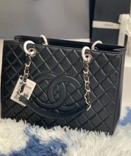 CHANEL Grand Shopping Tote