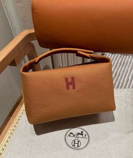 Hermes toiletery bag