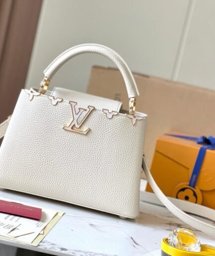 LV Capucines BB