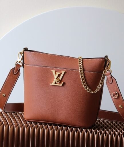 LV Lock and Walk
