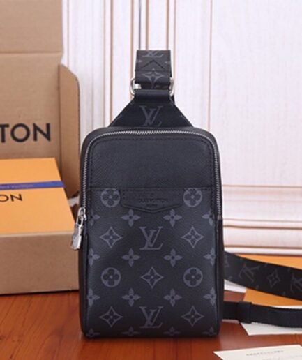 LV OUTDOOR SLINGBAG