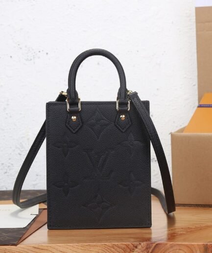 LV PETIT SAC PLAT