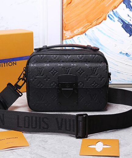 LV S LOCK MESSENGER