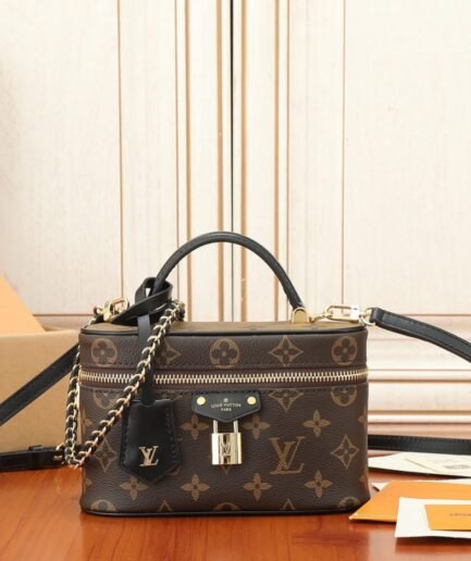 LV Vanity Chain Pouch
